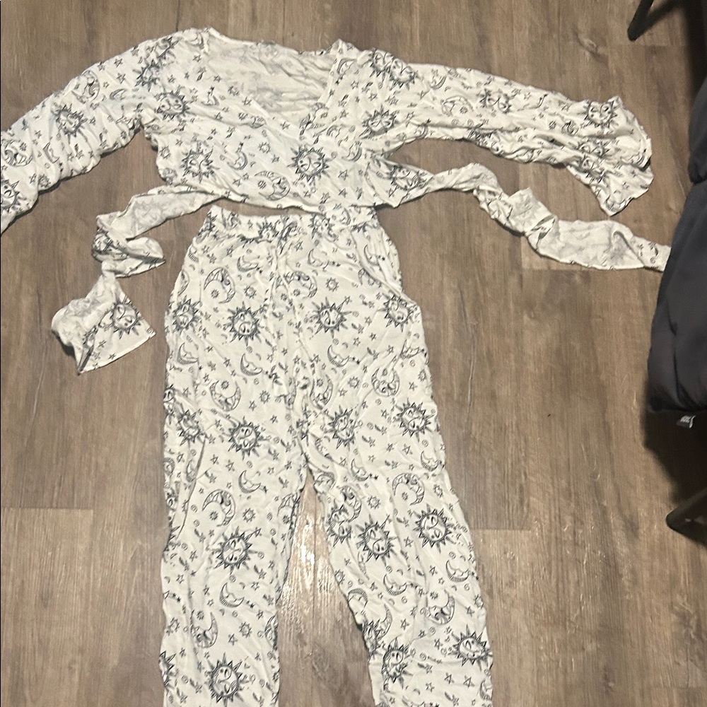 Women's White and Blue Patterned Jumpsuit